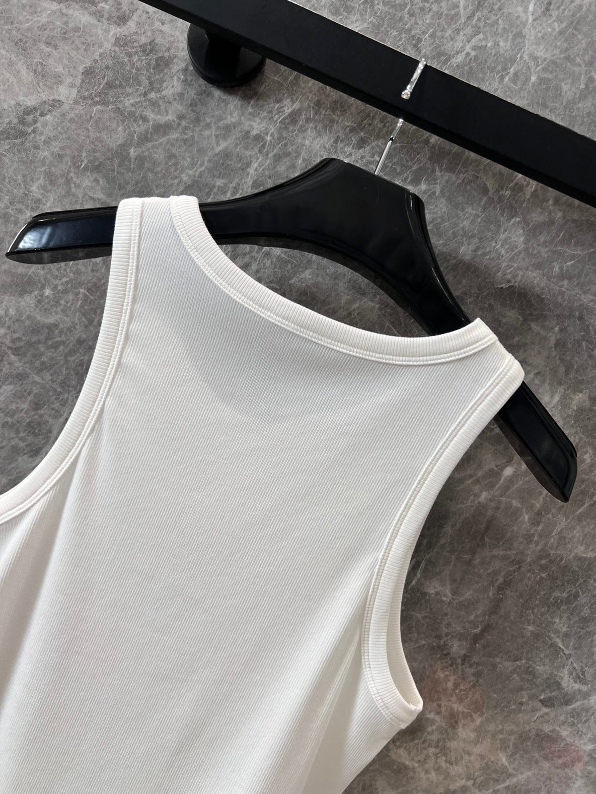 Embroidered all-match vest