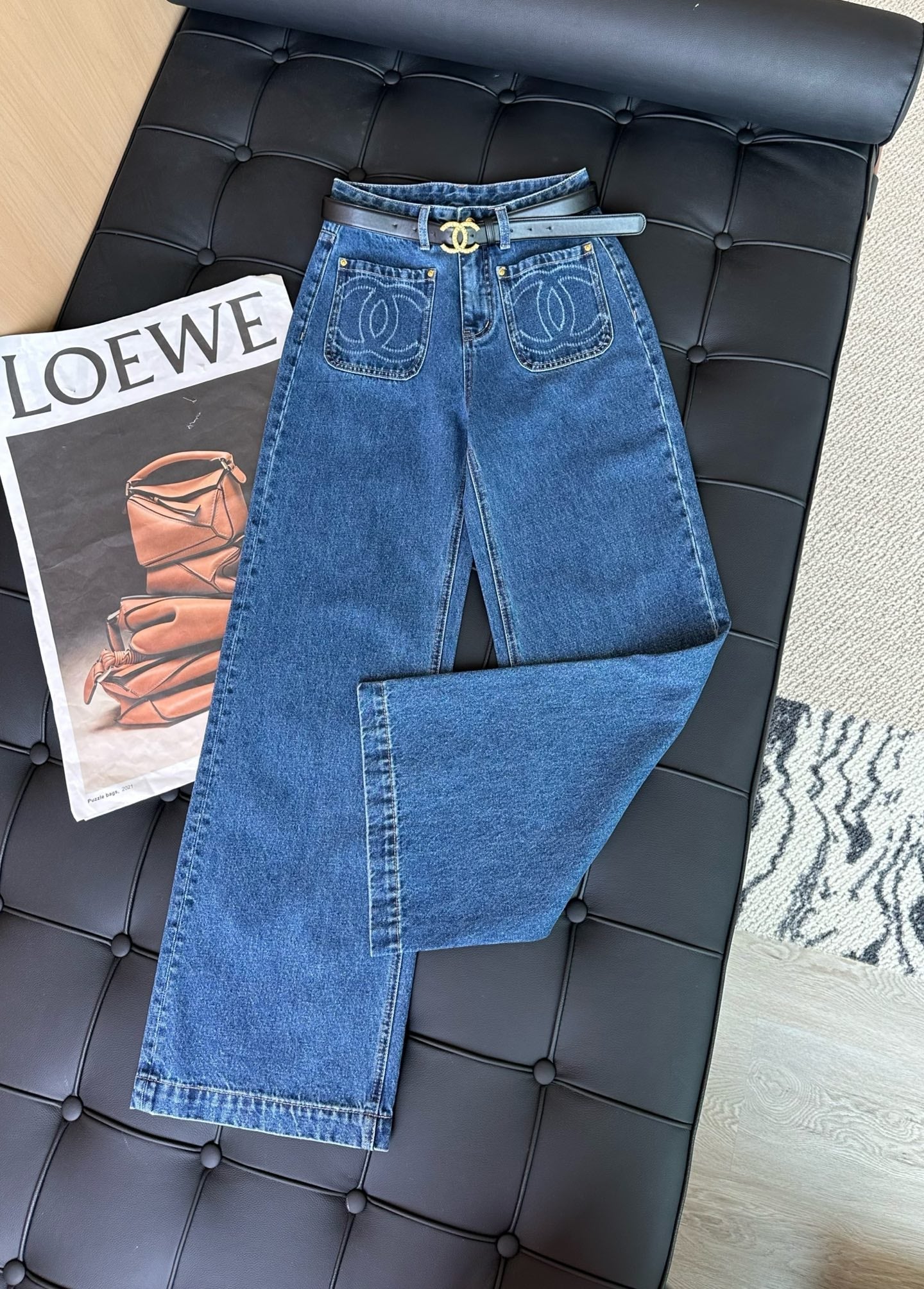 Double-Pocket Decorative Jeans [With Belt]