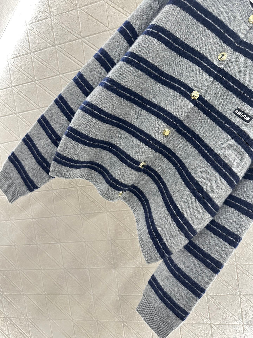 Striped knitted long-sleeved cardigan
