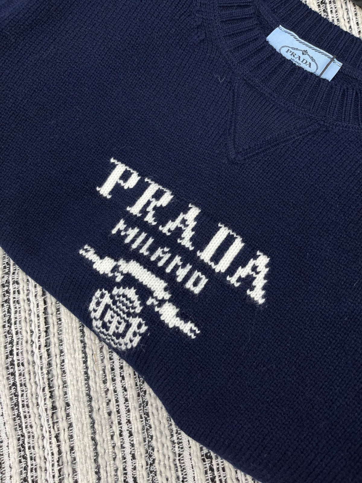 Diamond chain crewneck knit long-sleeved top