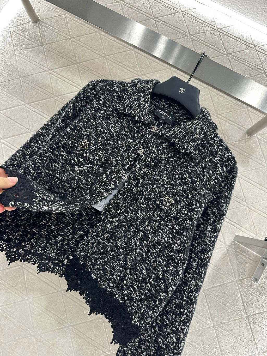 Embroidered Lace Knit Cardigan