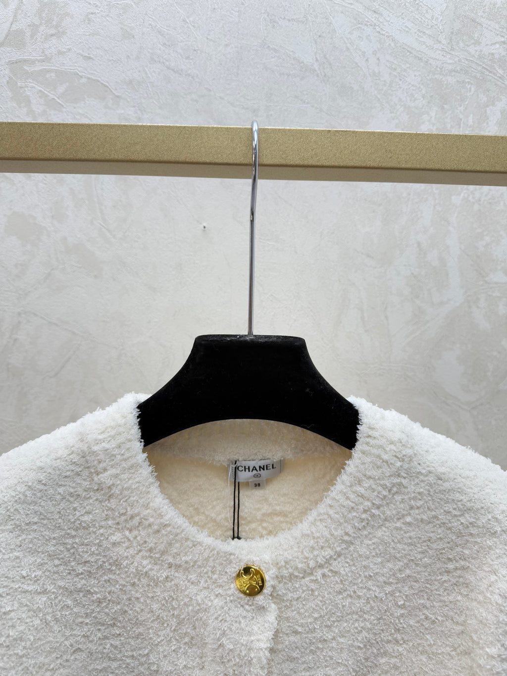 Letter Embroidered Crew Neck Knit Cardigan