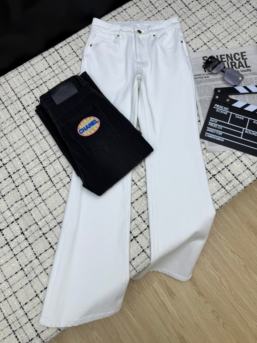 Embroidered Back Pocket Flared Jeans