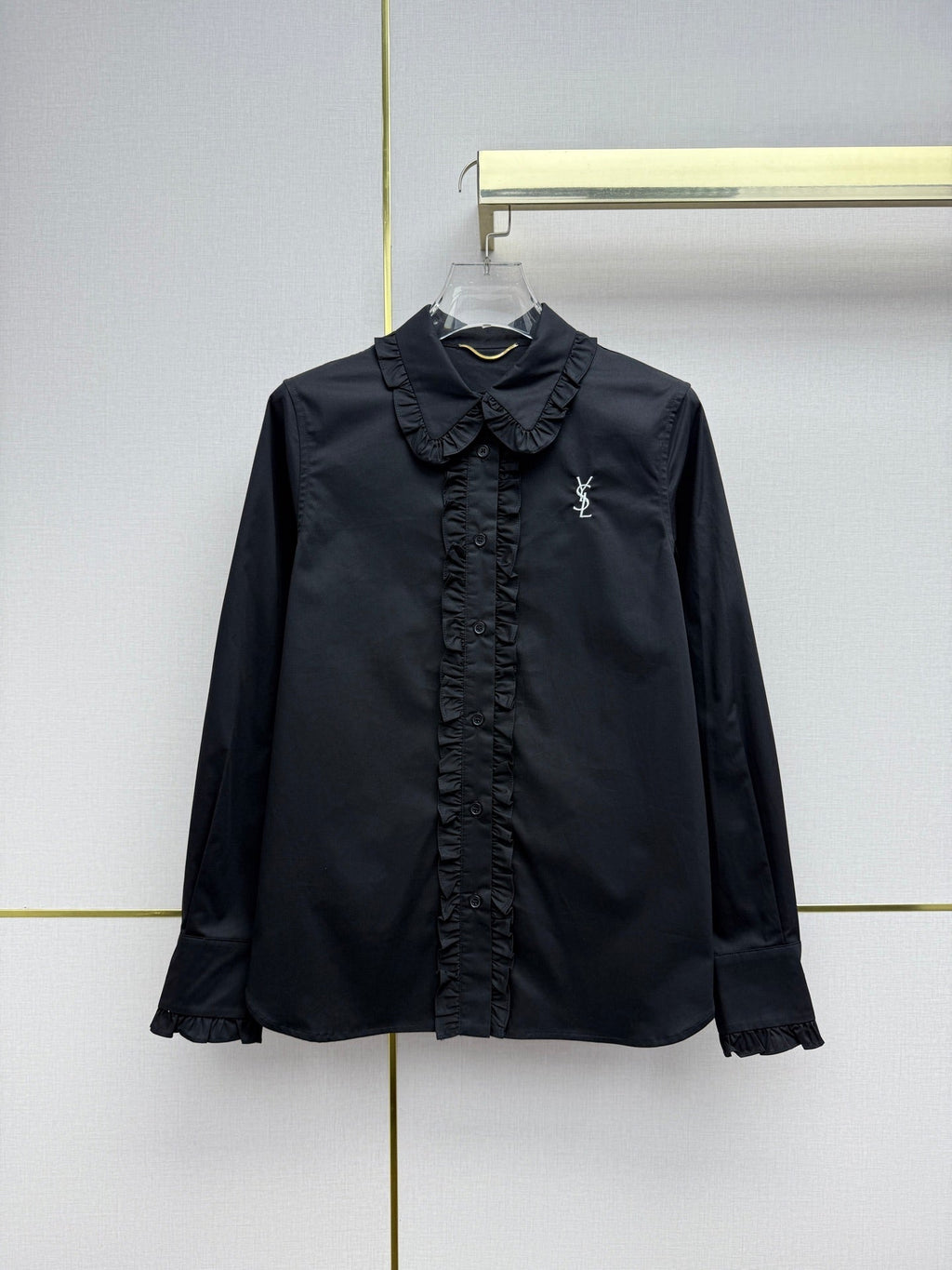 Ruffled trim long-sleeved shirt
