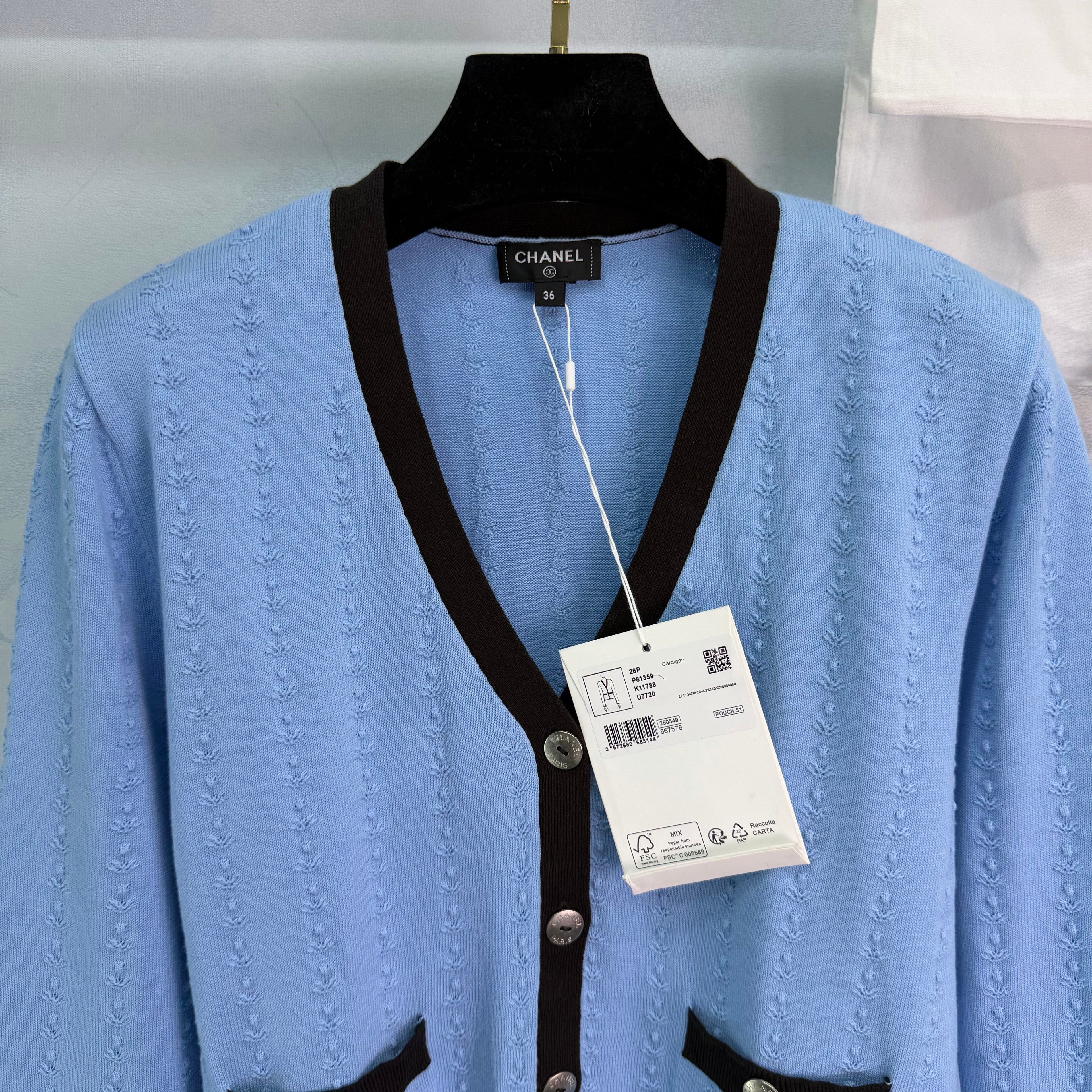 V-neck cardigan