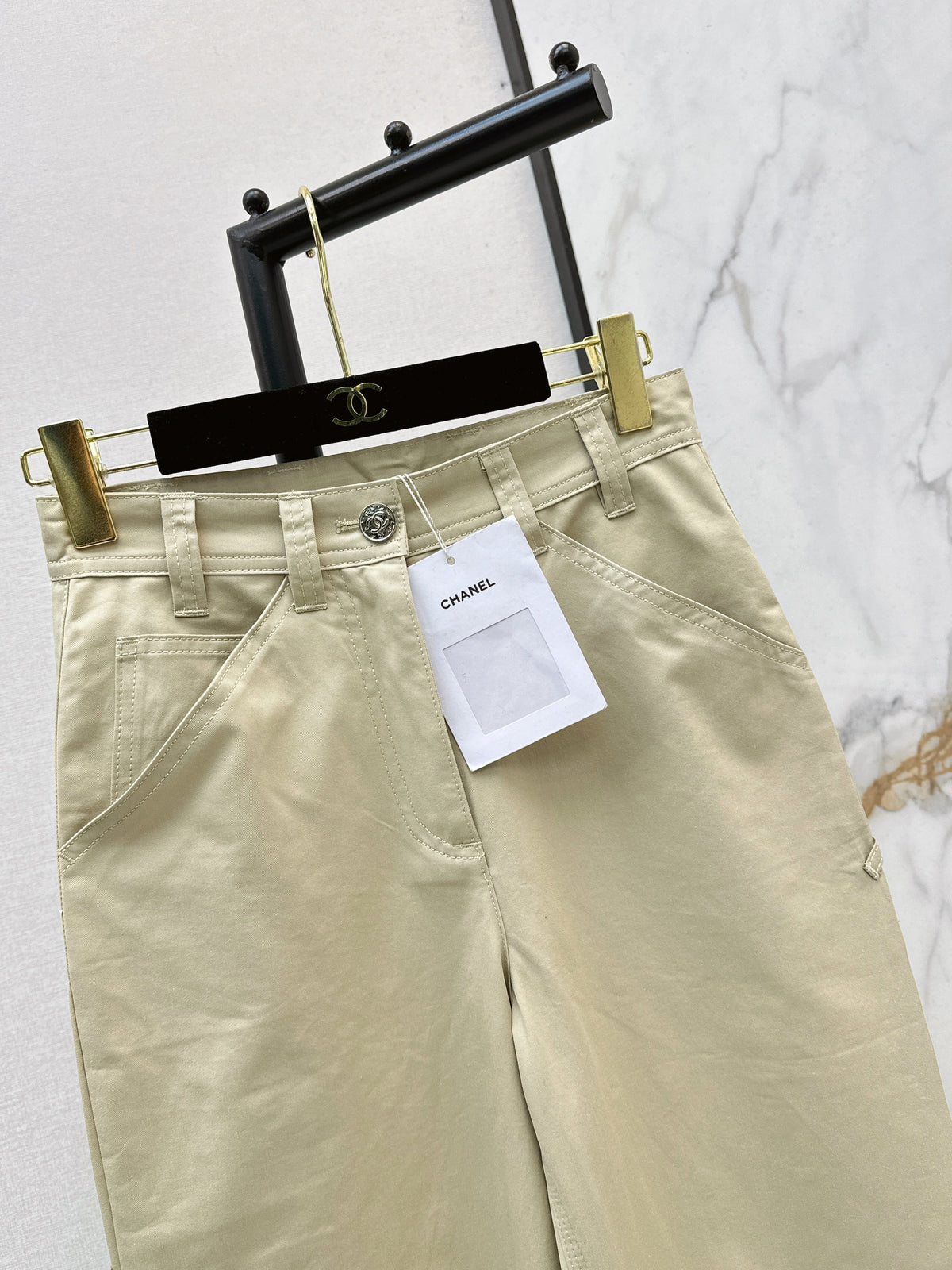 Side-pocket jeans