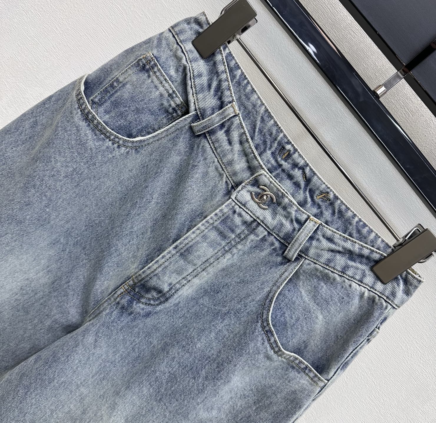 Embroidered Straight-Leg Denim Pants