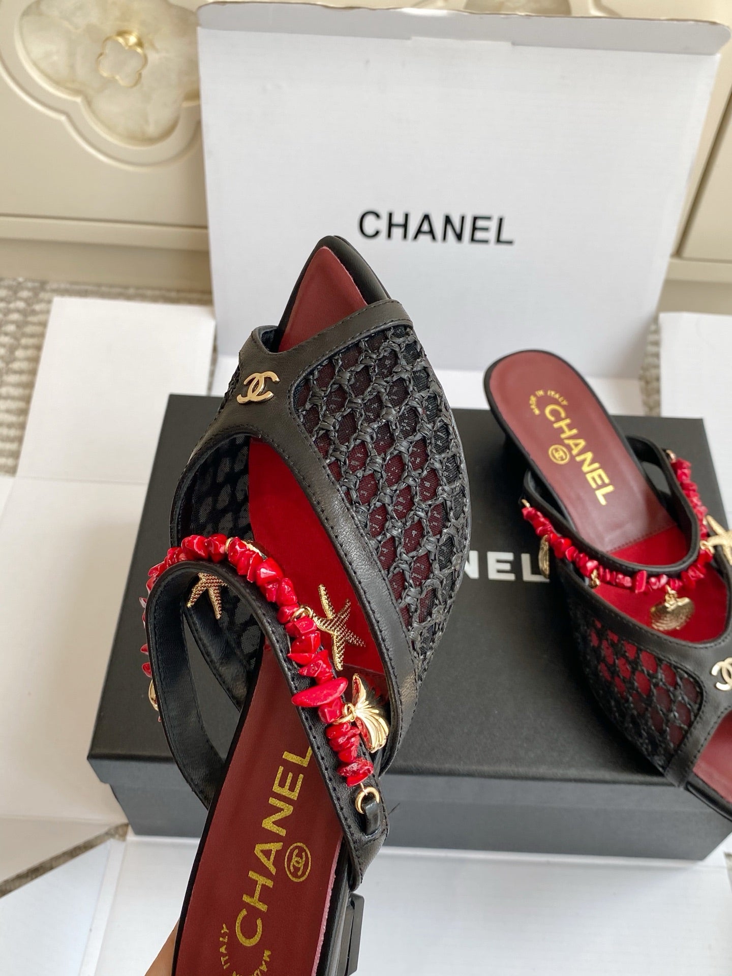 Pointed-toe peep-toe chunky-heeled sandals3.5cm
