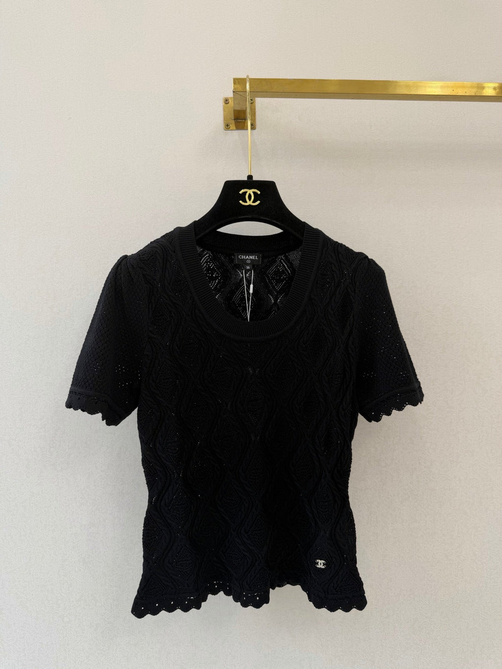 Ruffled round neck short sleeve