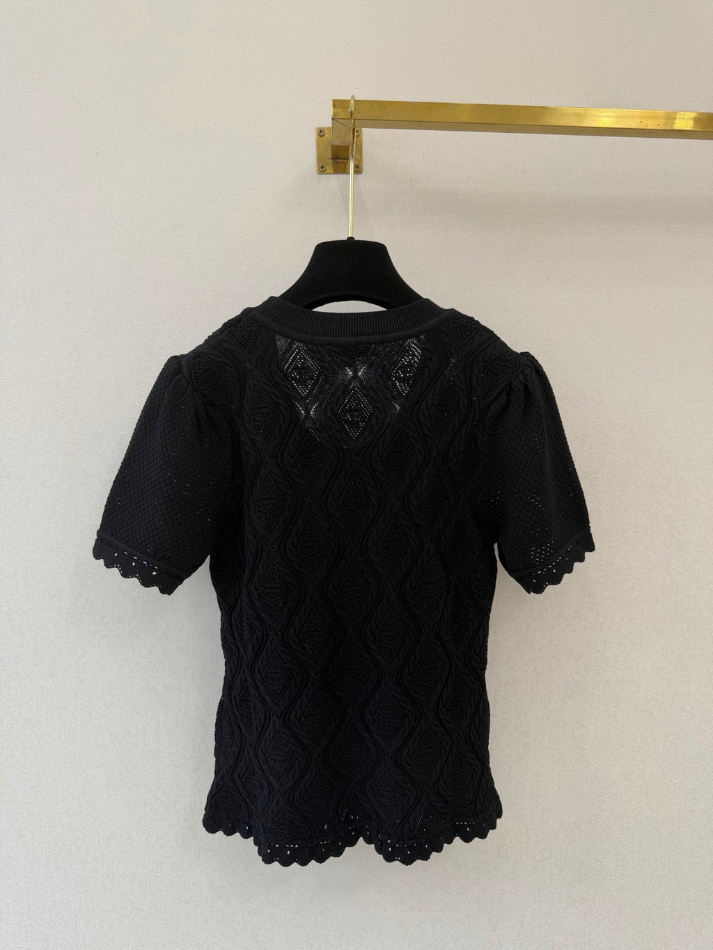 Ruffled round neck short sleeve