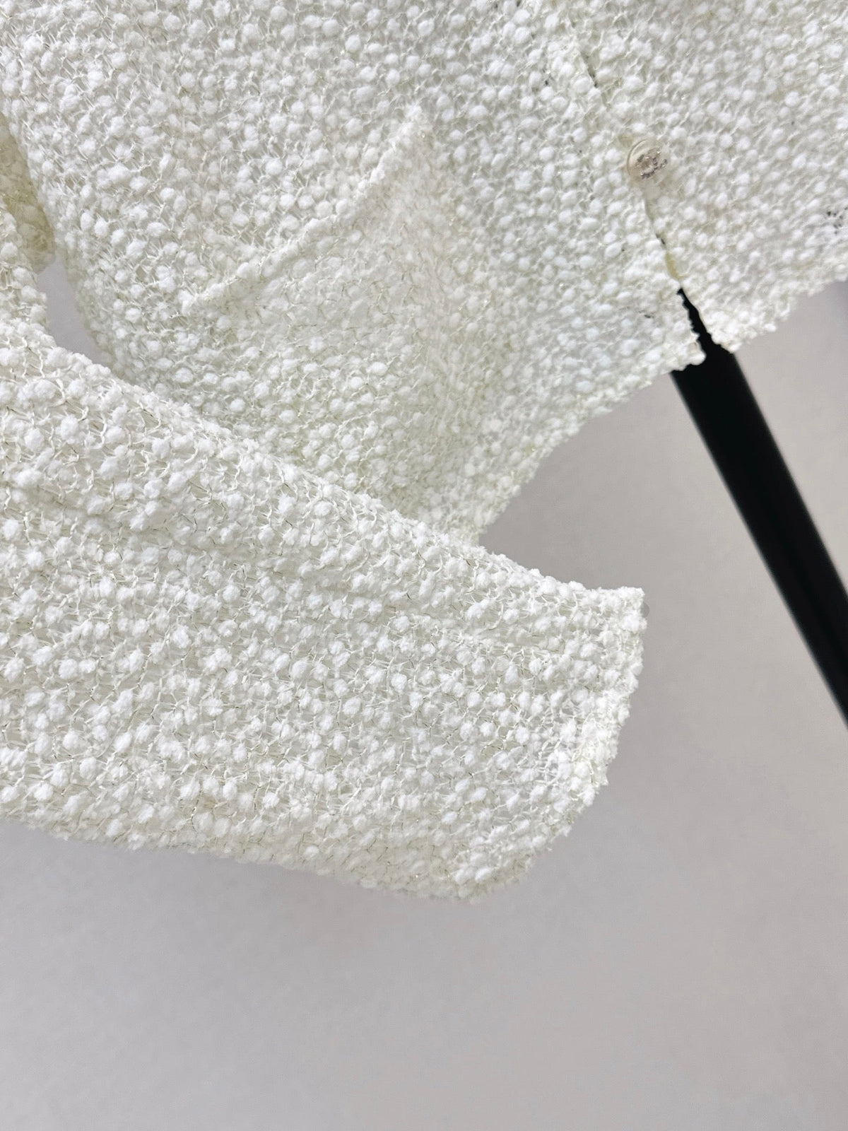 Chanel/White Sequined Cropped Jacket