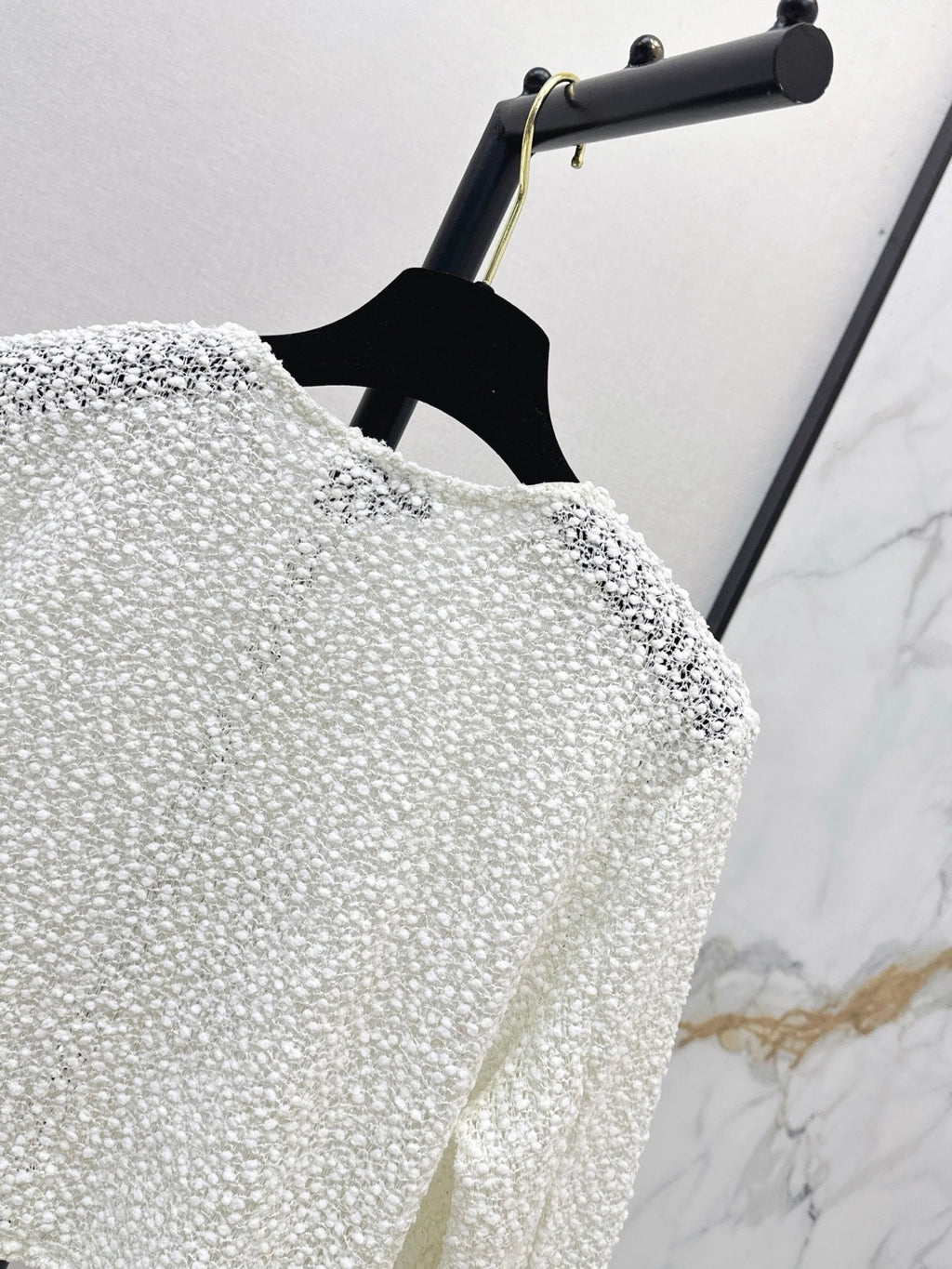 Chanel/White Sequined Cropped Jacket
