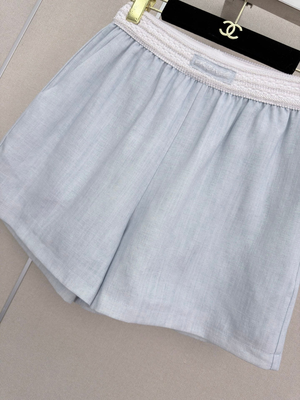 Chanel/Elastic-waist shorts