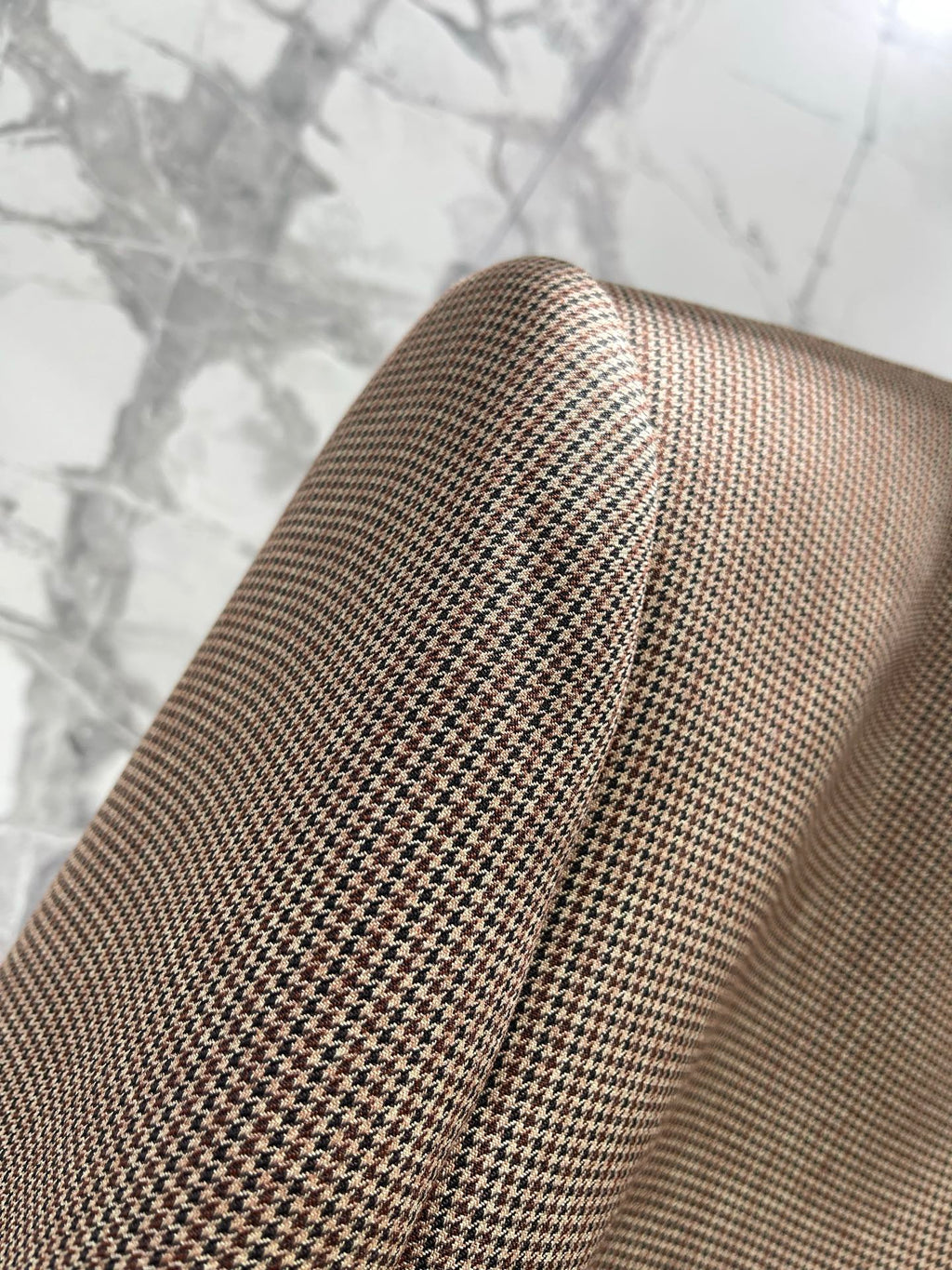 Chanel/Beige Half-Zip Knit Top