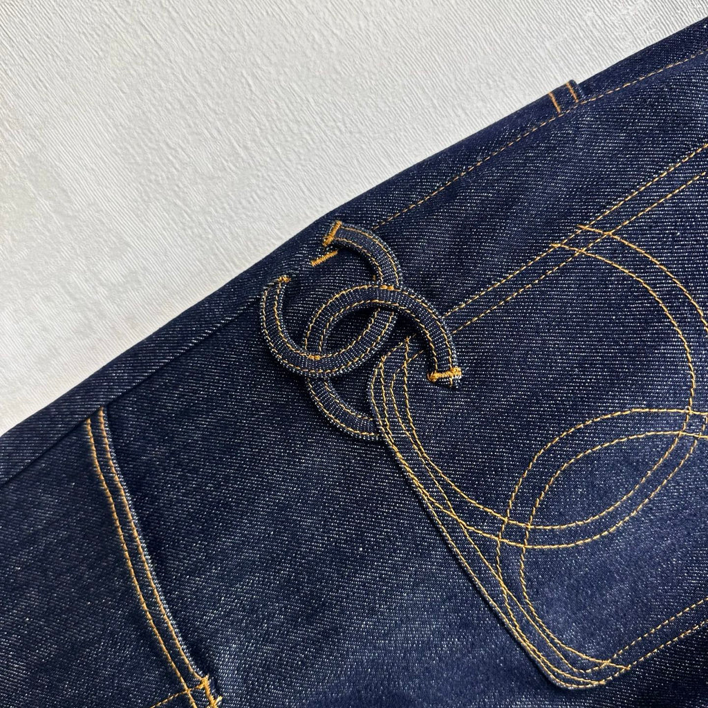 Chanel/Embroidered Straight-Leg Denim Trousers