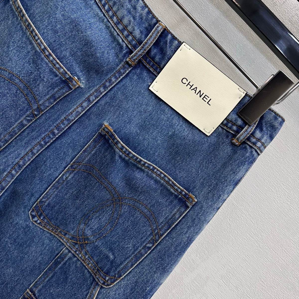 Chanel/Embroidered Straight-Leg Denim Trousers