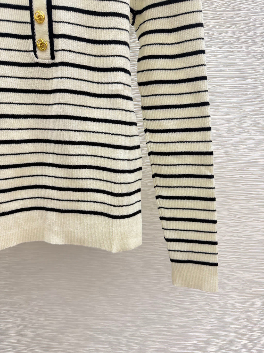 Chanel/Long-sleeve color-block striped knit top