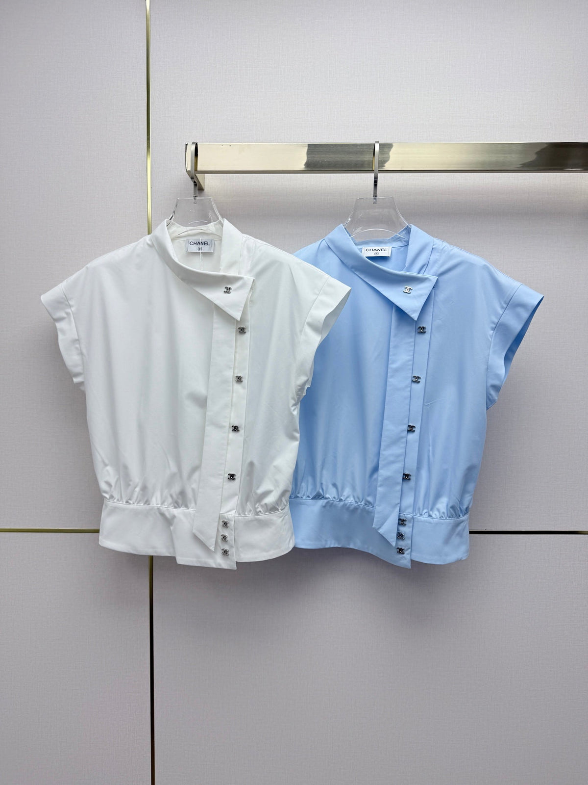 Chanel/Stand-collar top