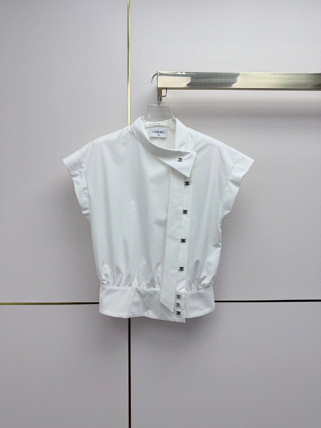 Chanel/Stand-collar top