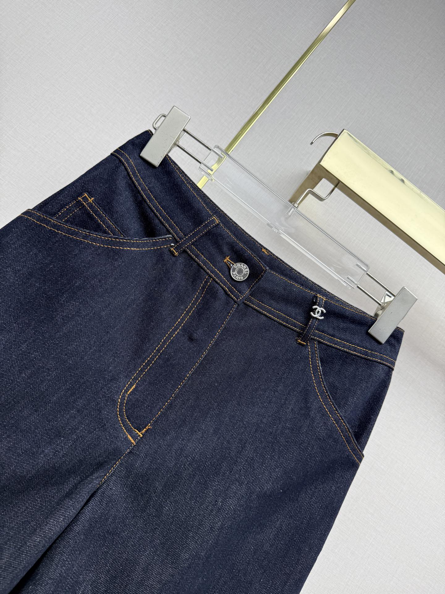 Chanel/Embroidered Straight-Leg Denim Trousers