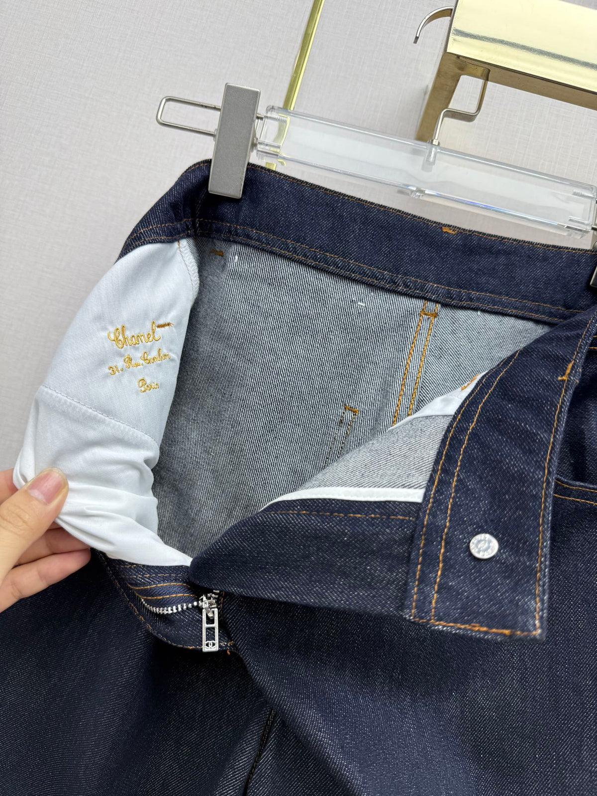 Chanel/Embroidered Straight-Leg Denim Trousers