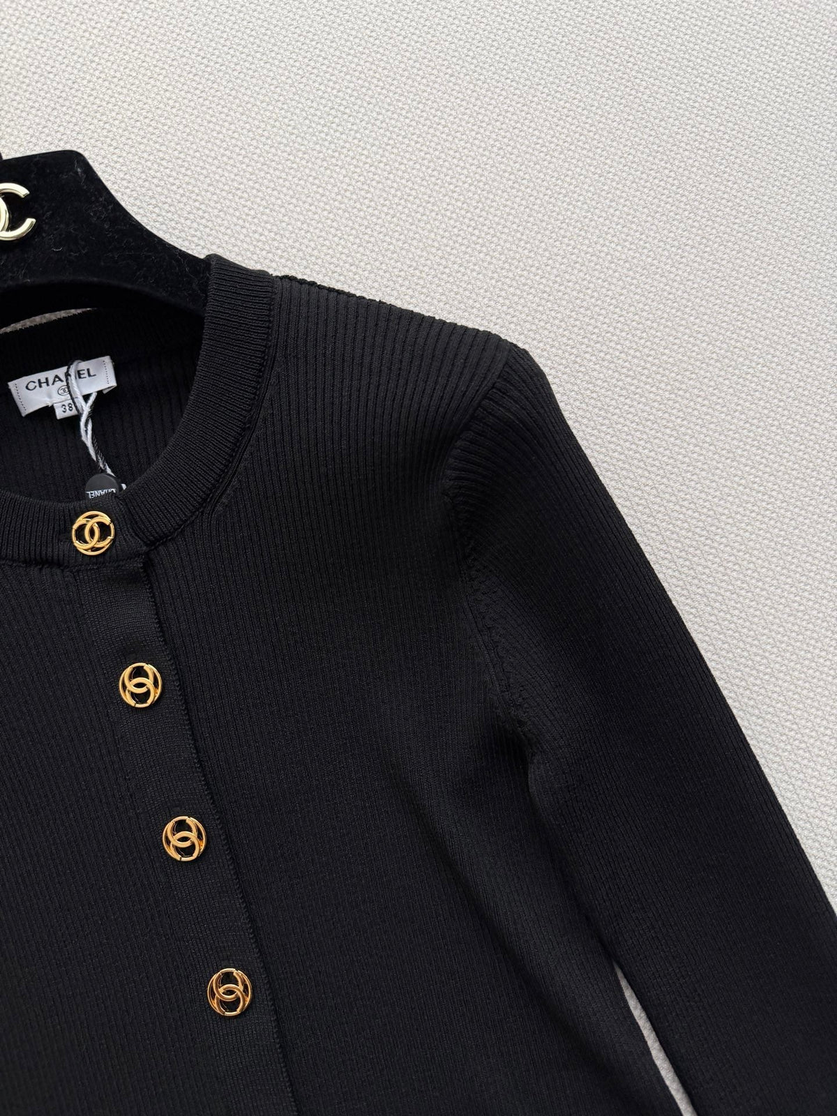 Chanel/Vertical-Ribbed Knit Cardigan