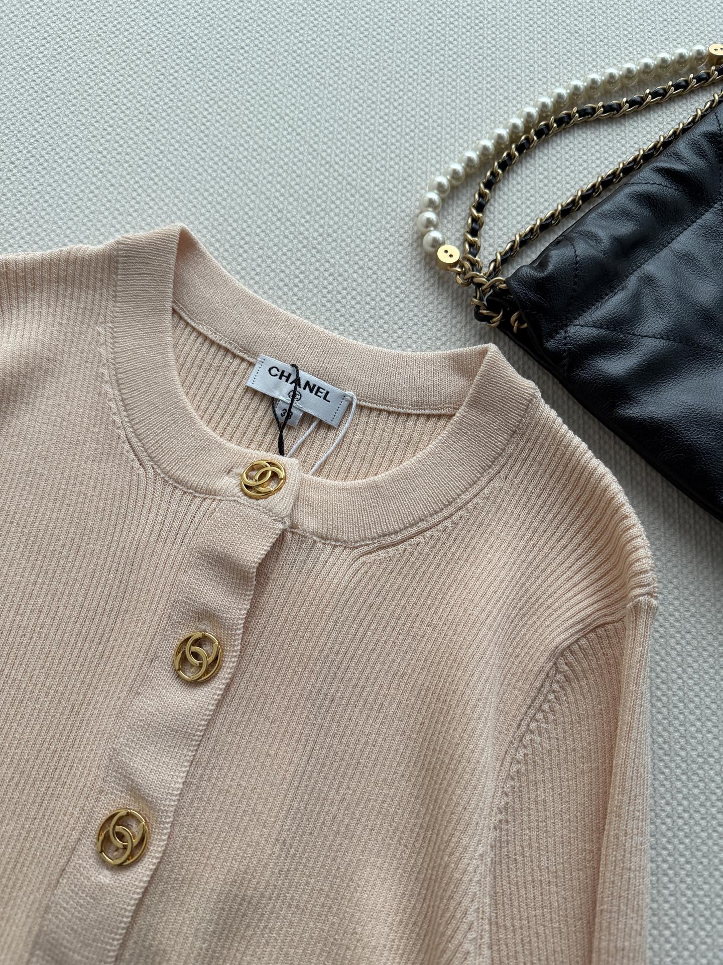 Chanel/Vertical-Ribbed Knit Cardigan