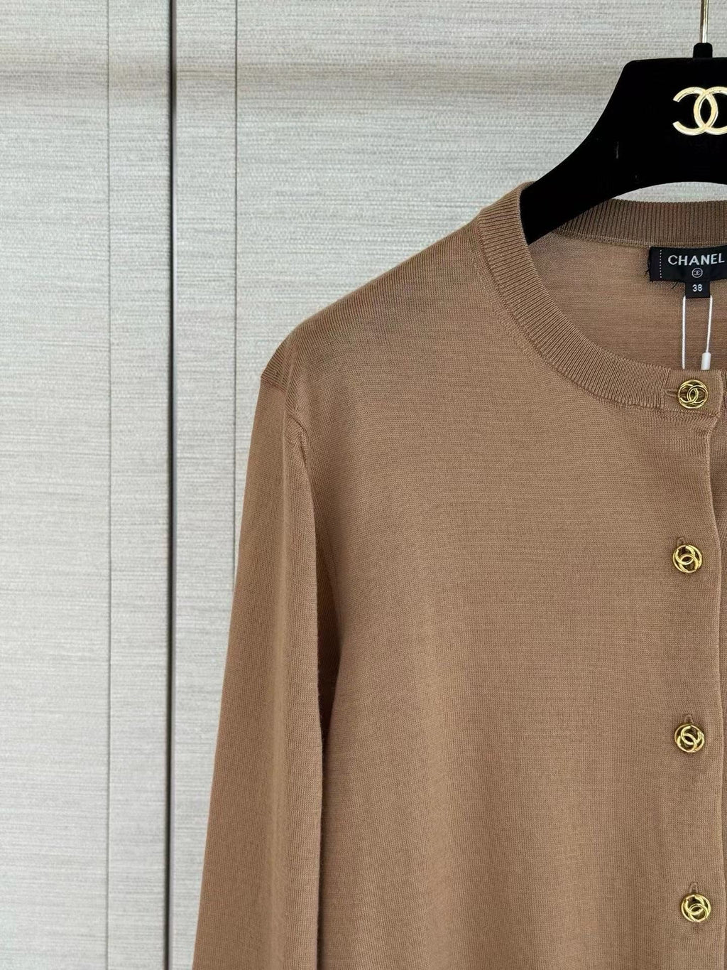 Cashmere knit cardigan