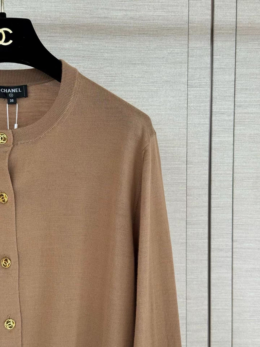 Cashmere knit cardigan