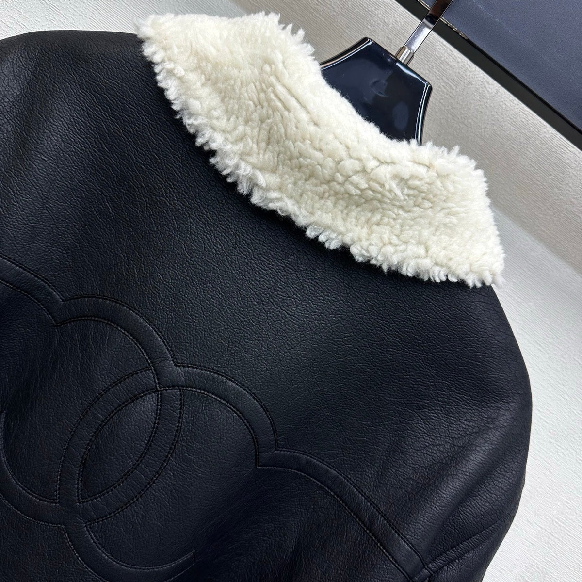 Chanel / 26 New Leather Jacket