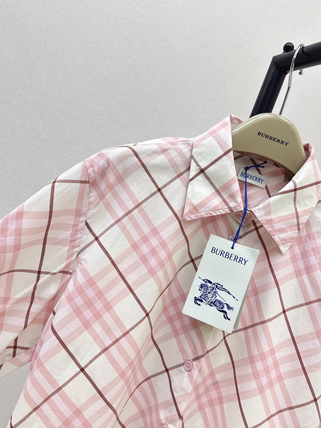 Burberry / 26 Spring-Summer Latest Shirt