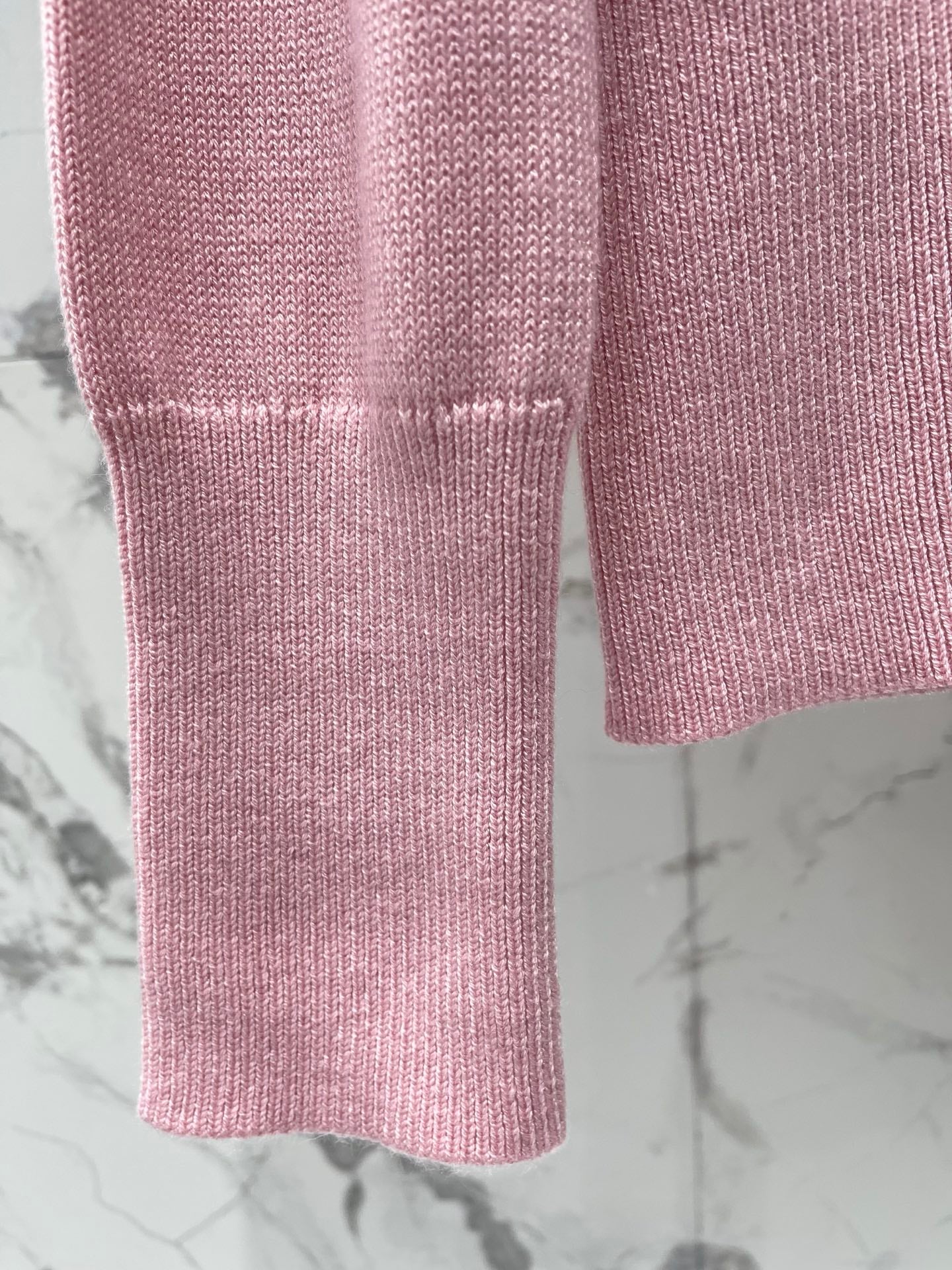 Vivienne Westwood / 26 Early Autumn Latest Knit Top