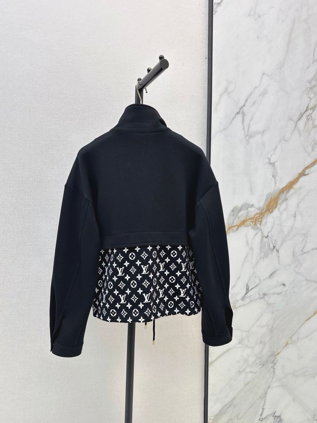 Louis Vuitton / 26 Early Autumn New Jacket