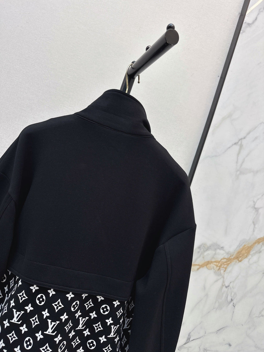 Louis Vuitton / 26 Early Autumn New Jacket
