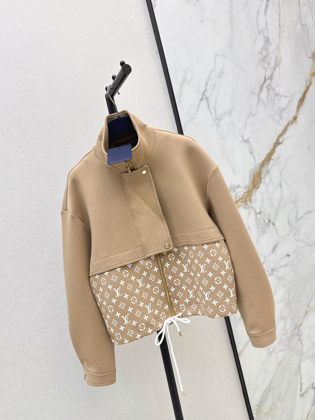 Louis Vuitton / 26 Early Autumn New Jacket