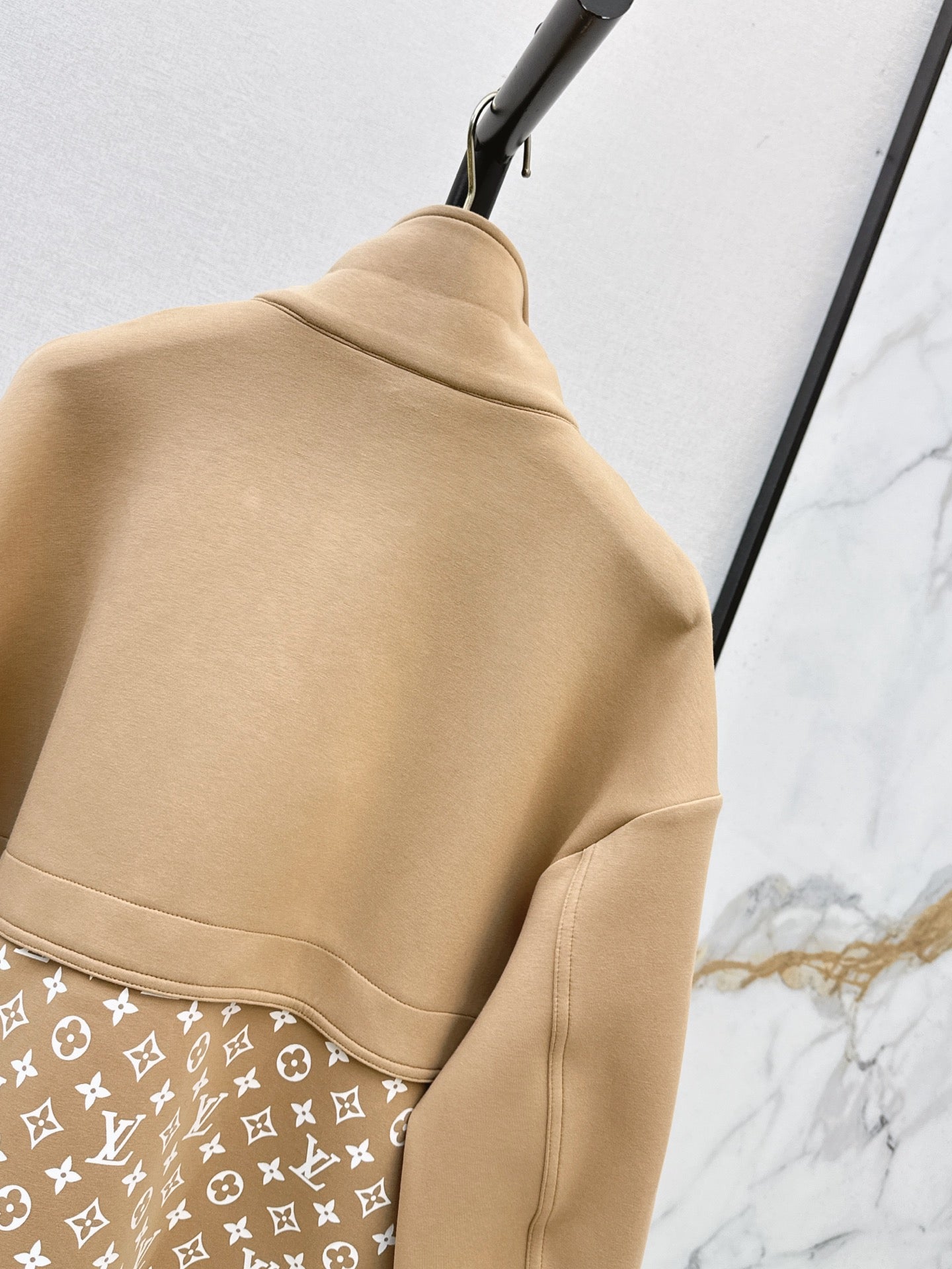 Louis Vuitton / 26 Early Autumn New Jacket
