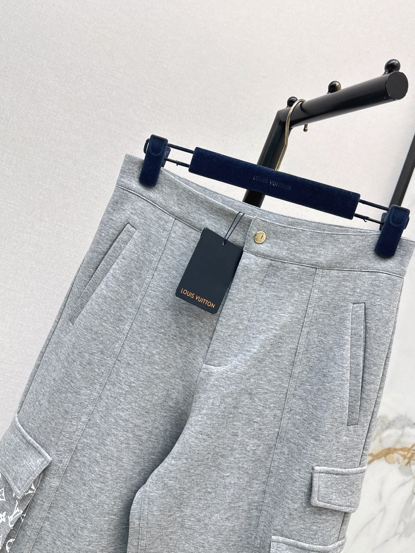 Louis Vuitton / 26 Early Autumn New Long Pants