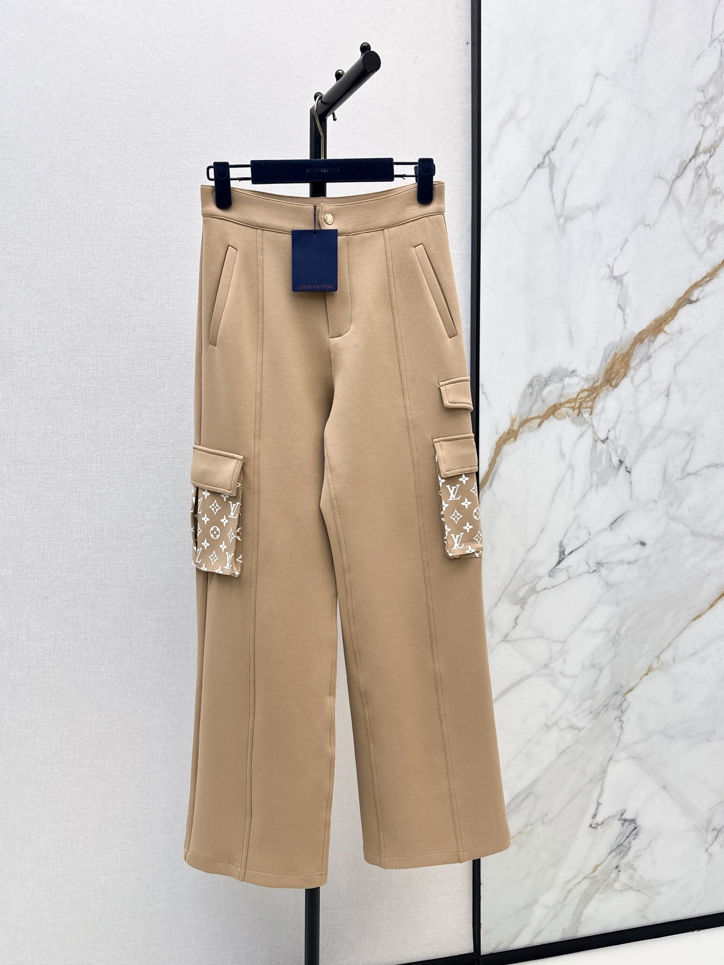 Louis Vuitton / 26 Early Autumn New Long Pants