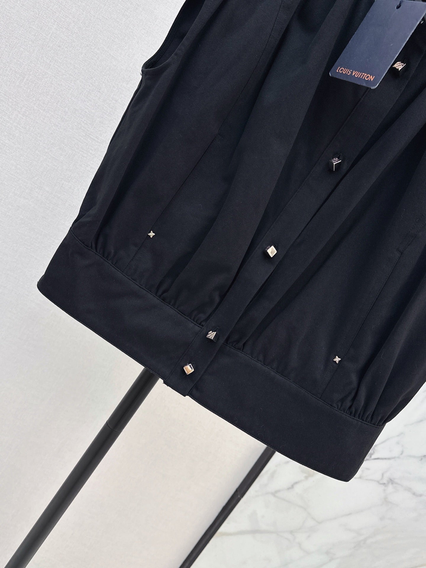 Louis Vuitton / 26 Early Autumn New Vest