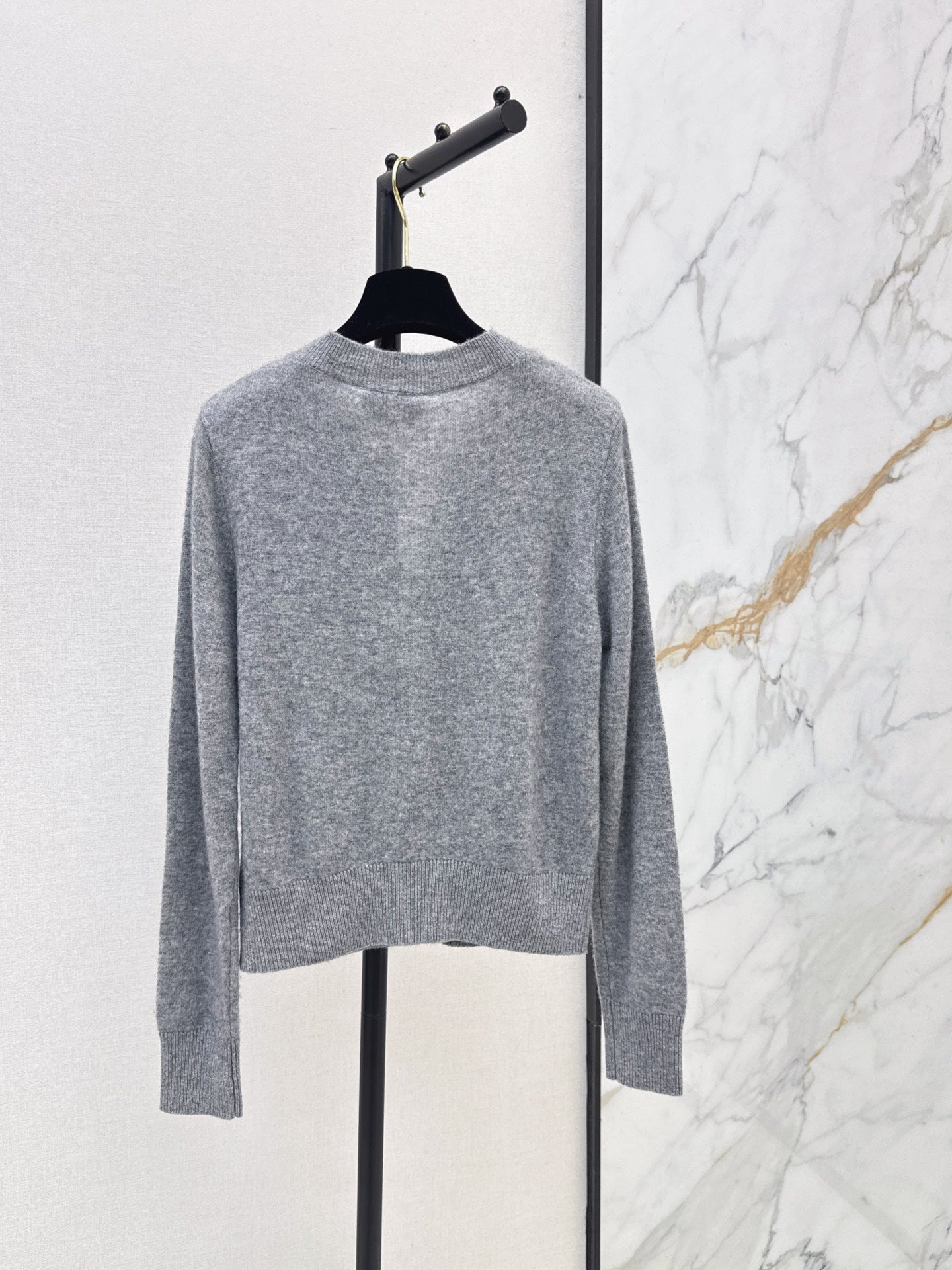 V-Neck Long-Sleeve Knit Cardigan