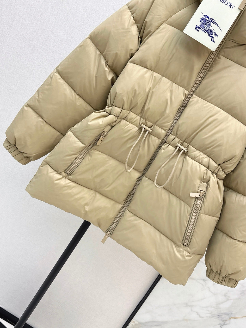 Burberry/26 Fall/Winter Latest Hooded Down Jacket