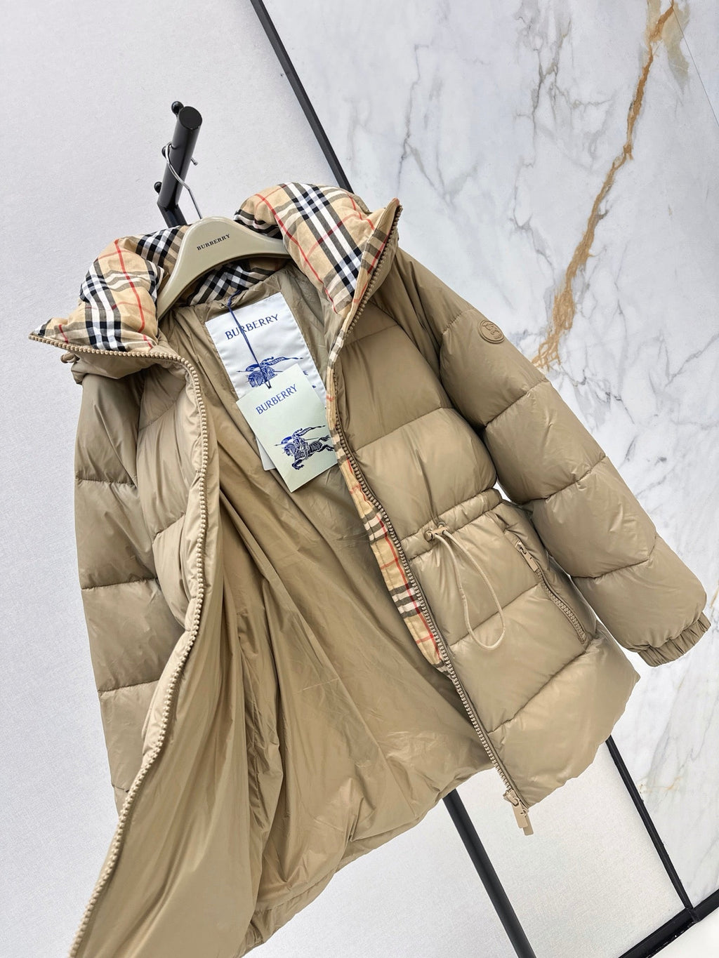 Burberry/26 Fall/Winter Latest Hooded Down Jacket