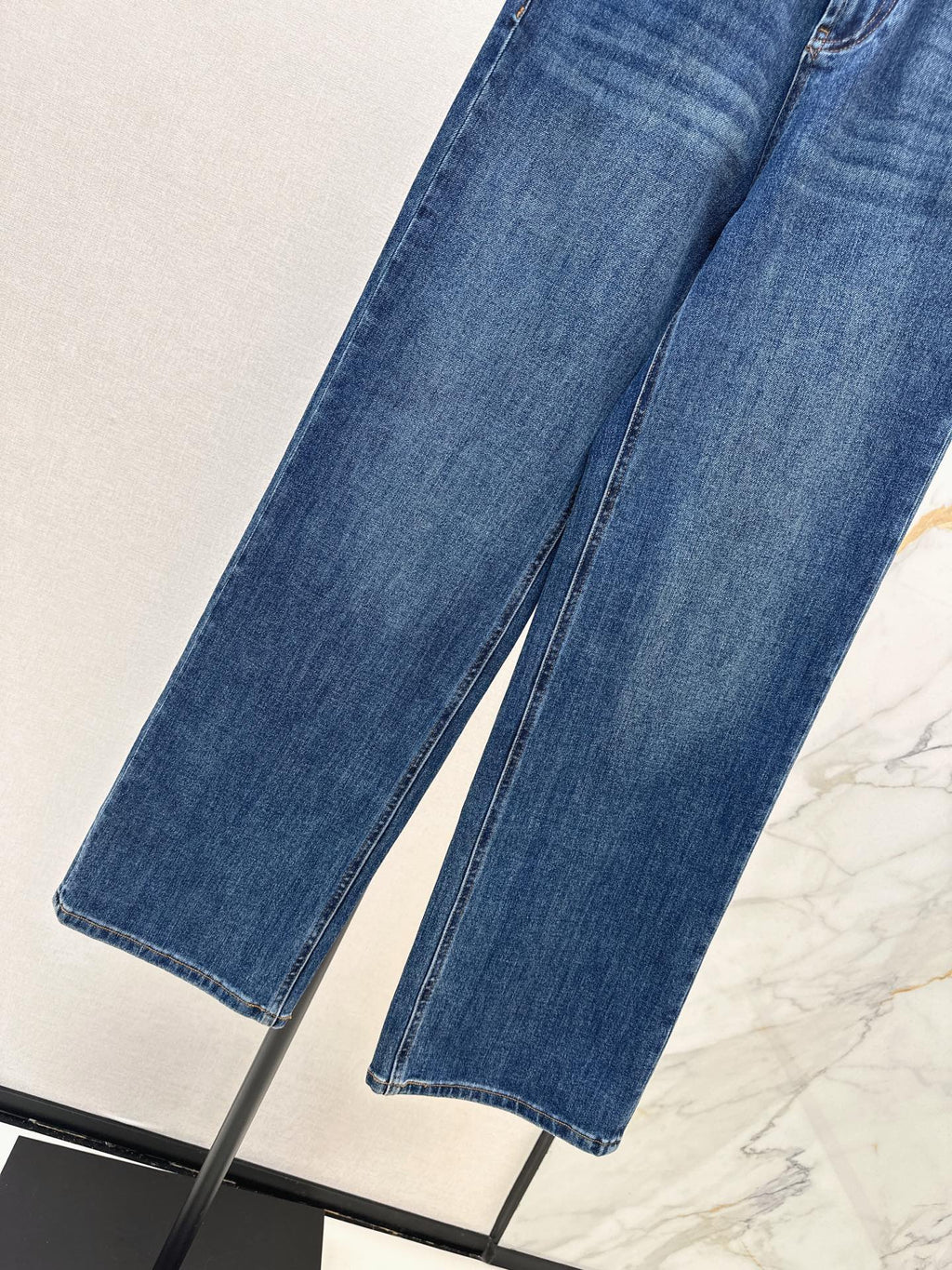 Dior/26 Latest Jeans