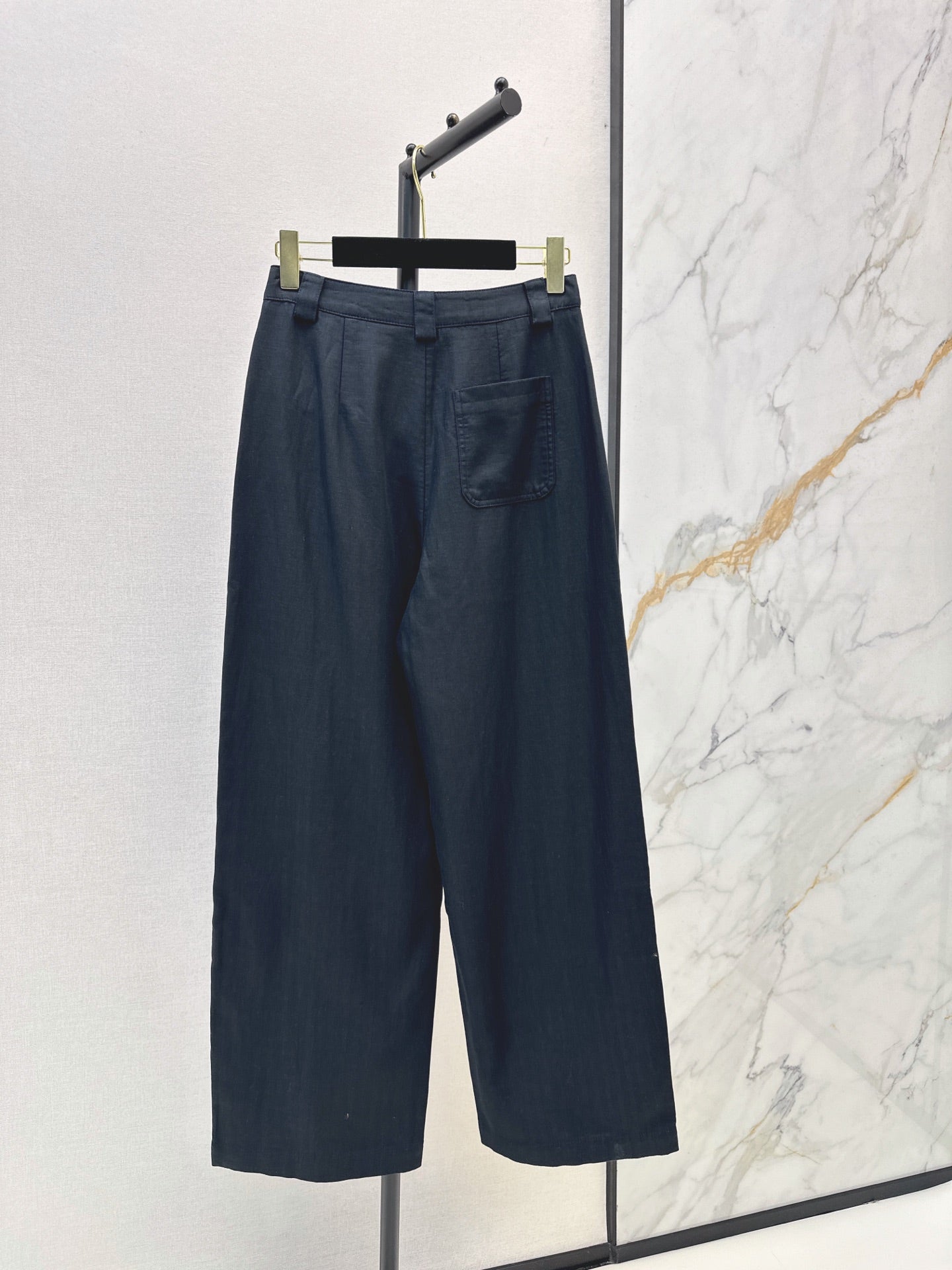 Chanel/26 Early Autumn Latest Straight-Leg Pants