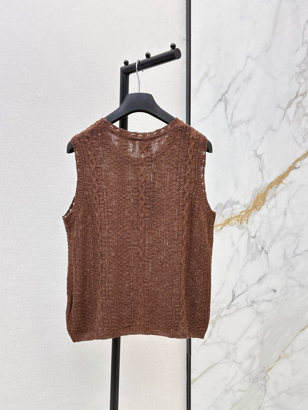 Sleeveless Crew-Neck Knit Top