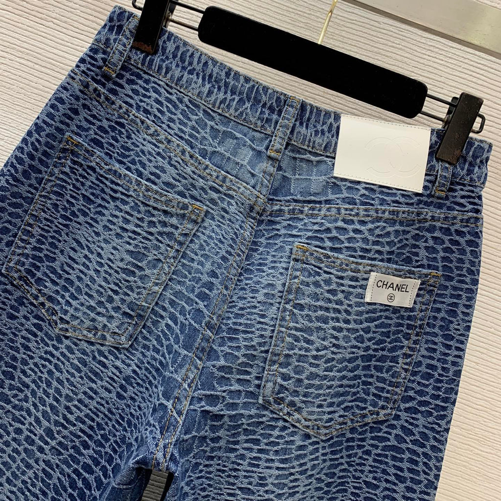 Chanel/26 New Straight-Leg Jeans