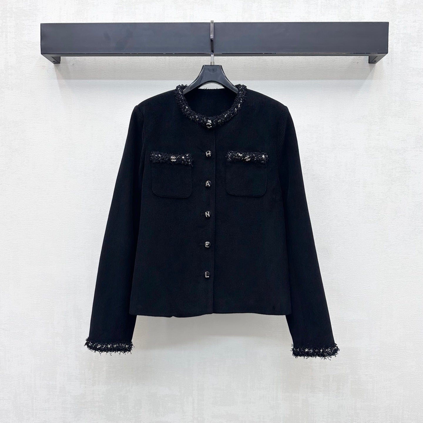 Raw-edge corduroy jacket