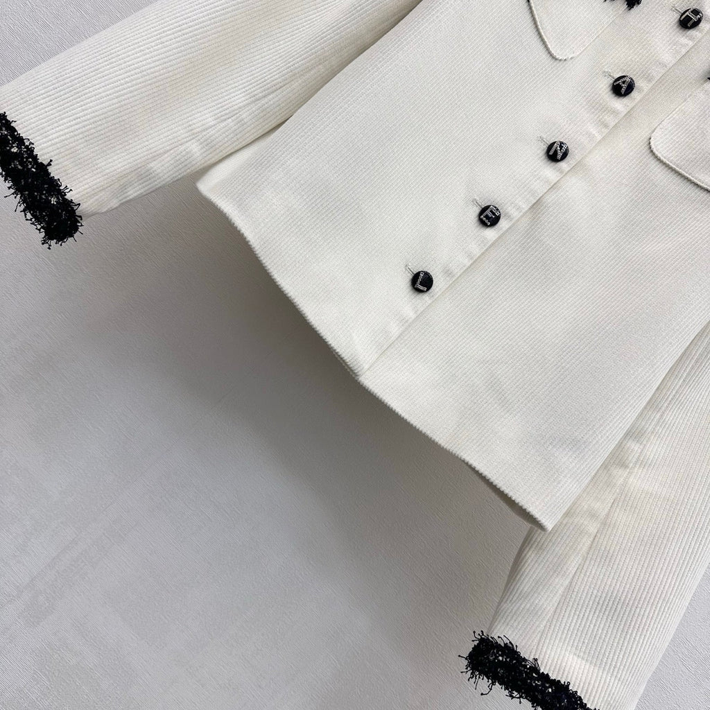 Raw-edge corduroy jacket