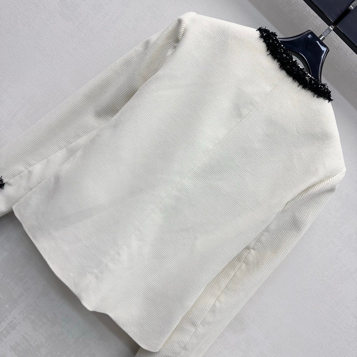 Raw-edge corduroy jacket