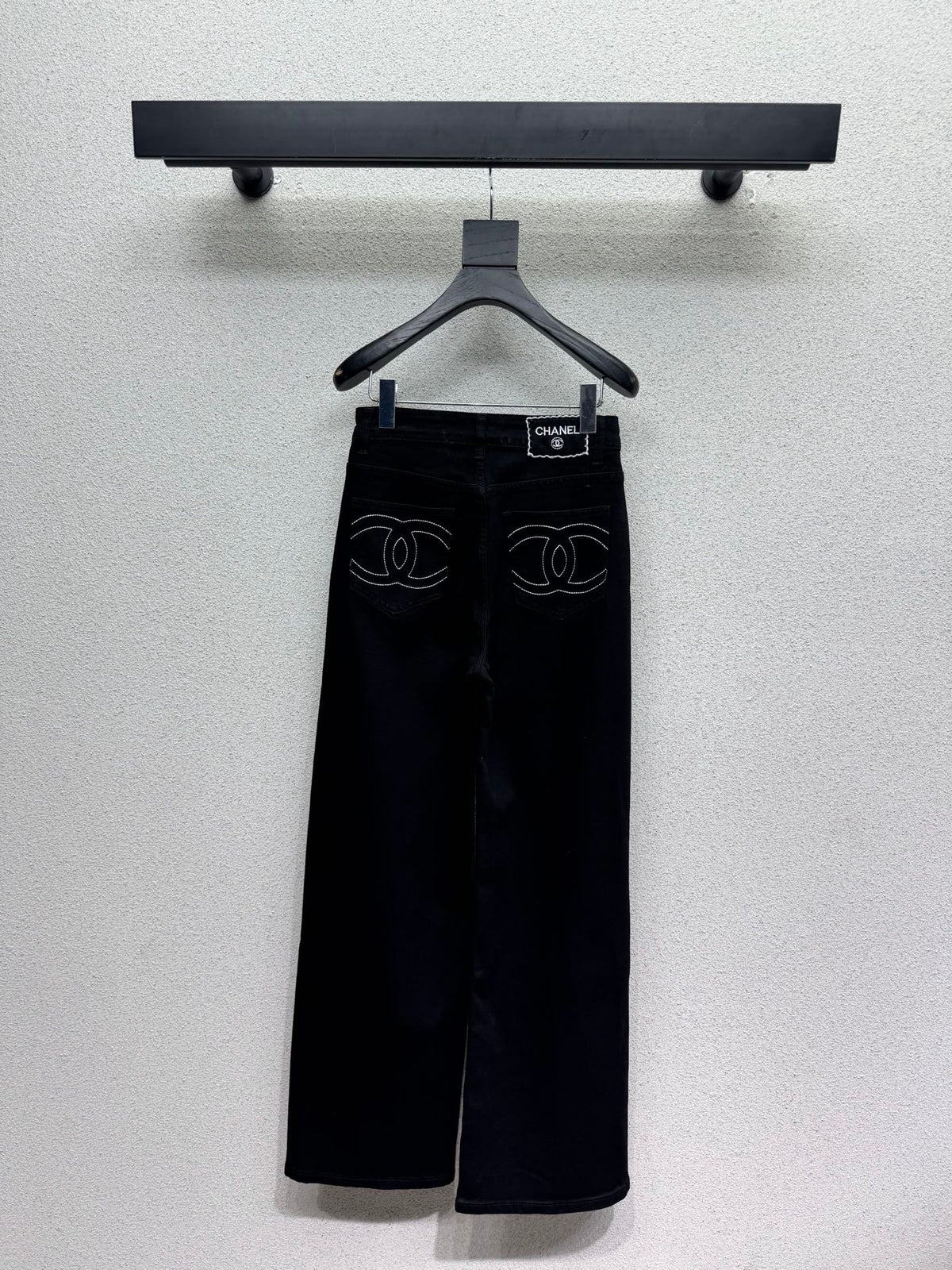 Straight-leg wide-fit jeans